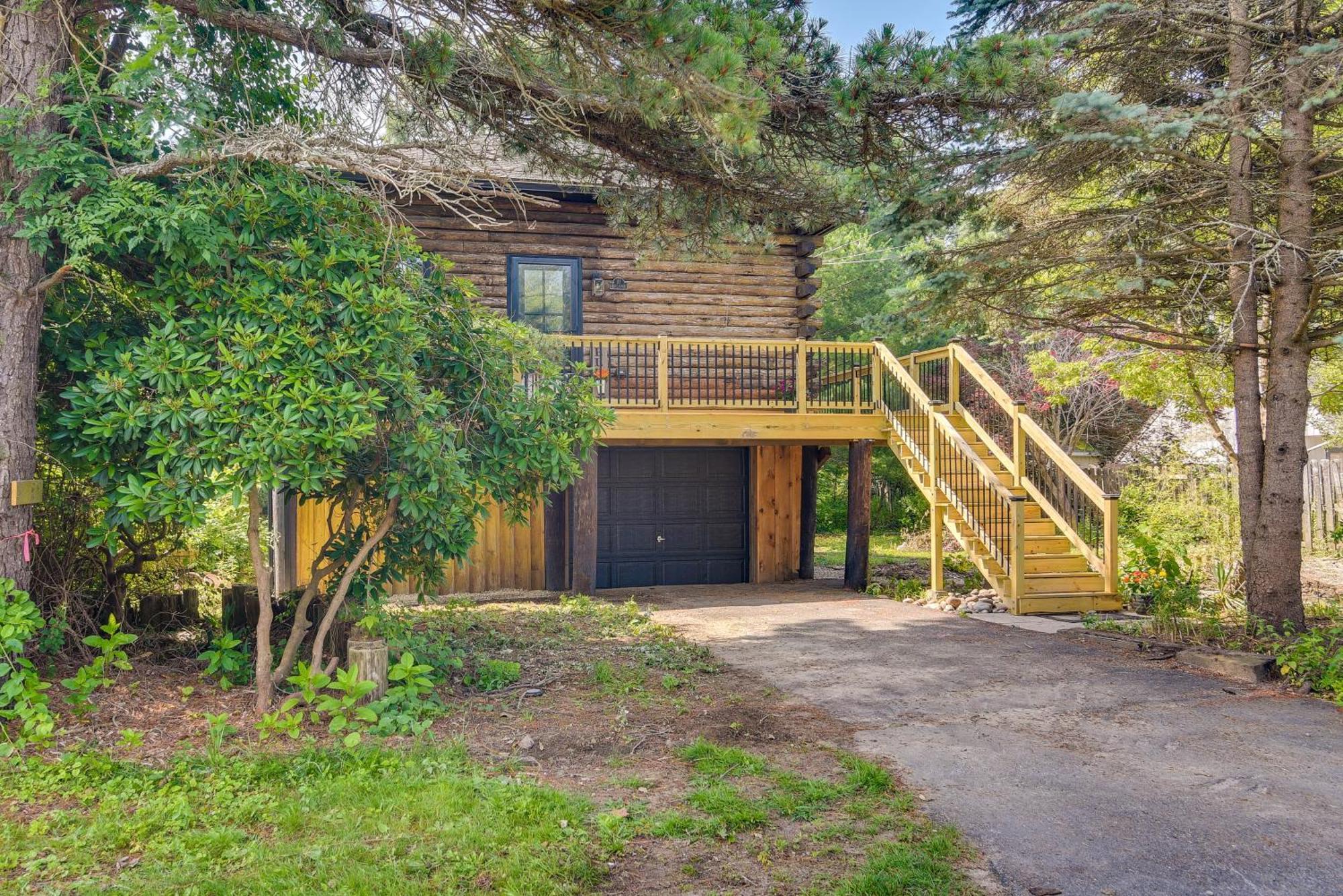Fairhaven Harbor-Front Gem - Steps From The Water! Villa Exterior photo